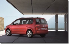 DB2010AU00386_medium_1