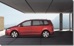 DB2010AU00387_medium_1